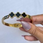 Clover cuff bracelet