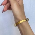 Clover cuff bracelet